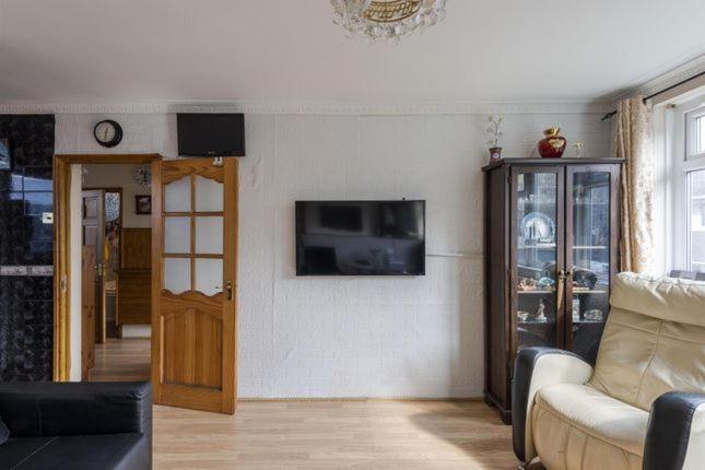 1 Bedroom Flat Close To City With Free Parking Arrangement Londra Dış mekan fotoğraf