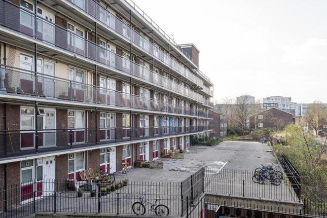 1 Bedroom Flat Close To City With Free Parking Arrangement Londra Dış mekan fotoğraf